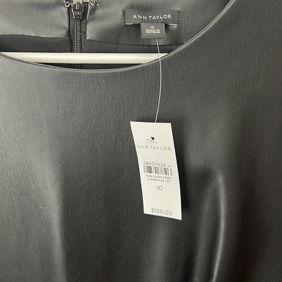 Ann Taylor black imitation leather short sleeved dress - Picture 4 of 7